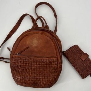 Vilenca Leather backpack with matching wallet
